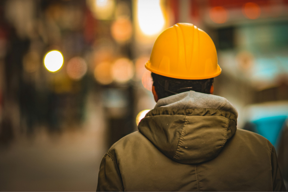 Employment: Is Voluntary Redundancy Right for You? UK Guide to Severance & More